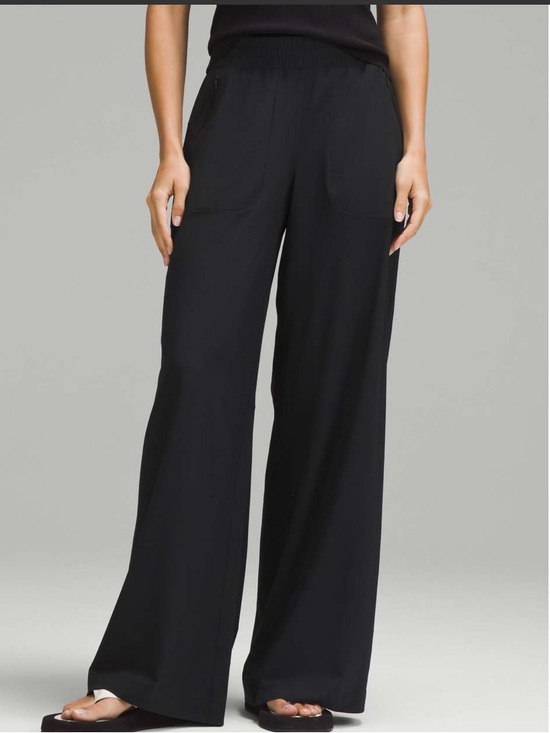 lululemon athletica Pants - Lululemon Swift Wide-Leg Mia-Rise
Pant *Full Length
Black